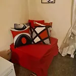 Apartment Red Moon House - Tra Policlinico E Piazza Bologna