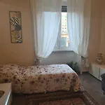 Red Moon House - Tra Policlinico E Piazza Bologna Rom