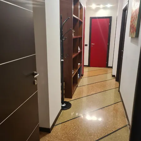 Red Moon House - Tra Policlinico E Piazza Bologna Daire *